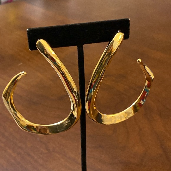 Curvy “J” Earring - Picture 4 of 4